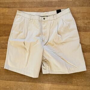 NWT Consensus Sportswear men's casual khaki shorts size 42 b29